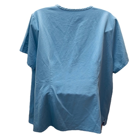 FIGS Casma Top Women’s Ceil Blue Size 5XL Retired Color - Picture 2 of 5